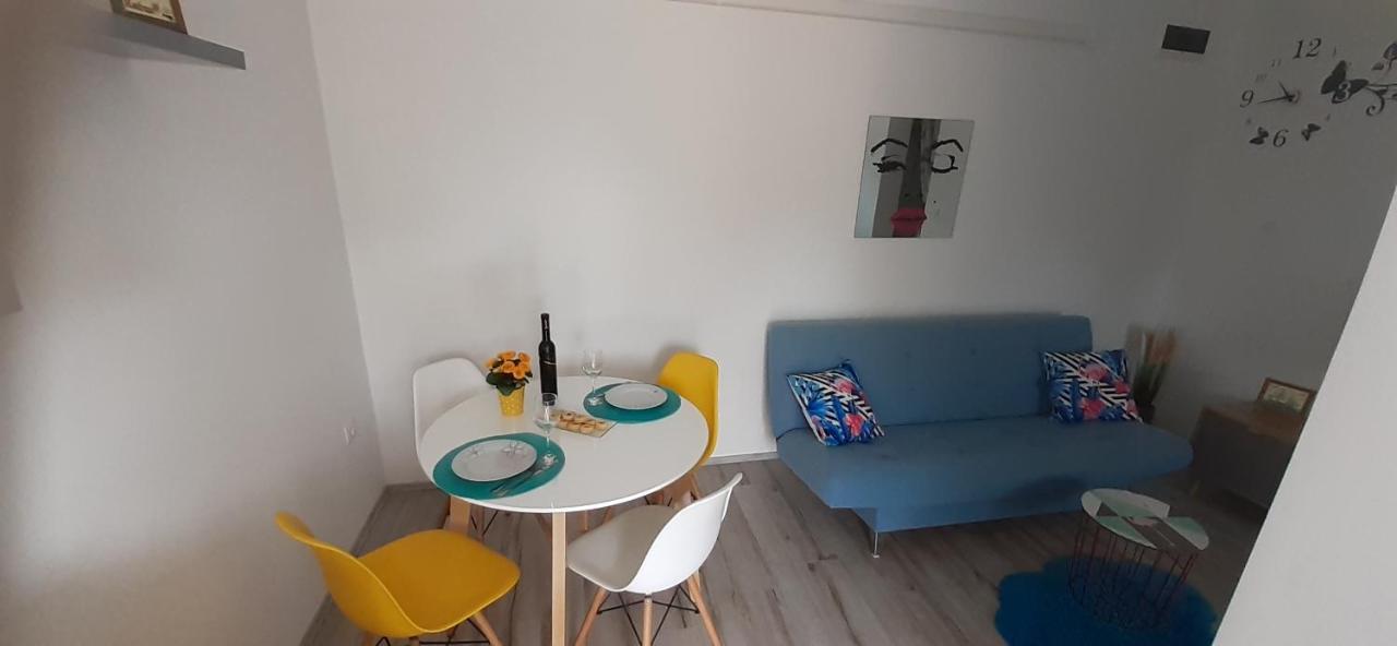 Lennida Studio Apartman Kavran Exterior foto