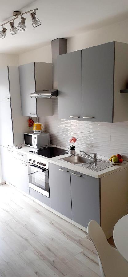 Lennida Studio Apartman Kavran Exterior foto